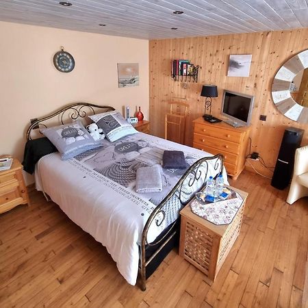 Apartamento Ty Cosy, Chambre privée Pluméliau Exterior foto